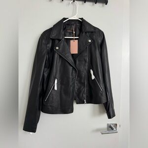 NWT Quince Women's Classic Moto Black Washed Leather Jacket - 100% Leather